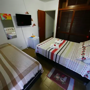 https://bella-mare-beach-hostel.portodegalinhashotels.com