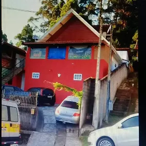 Casa Da Dine- Cama E Cafe- Ao Lado Do Parque Cerejeiras Campos do Jordão